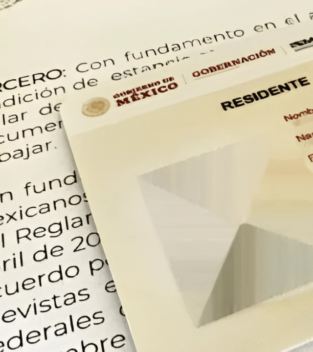 Cómo renovar la residencia temporal mexicana MAX LIFE